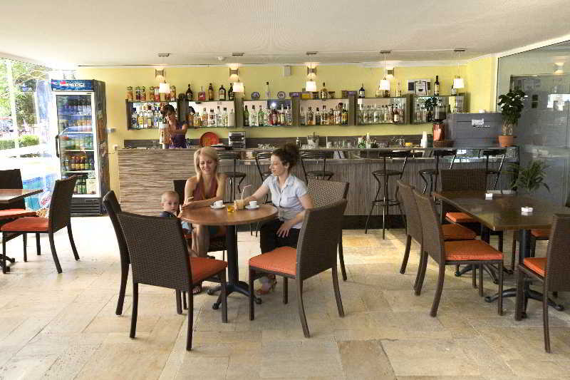 Continental Park מלון